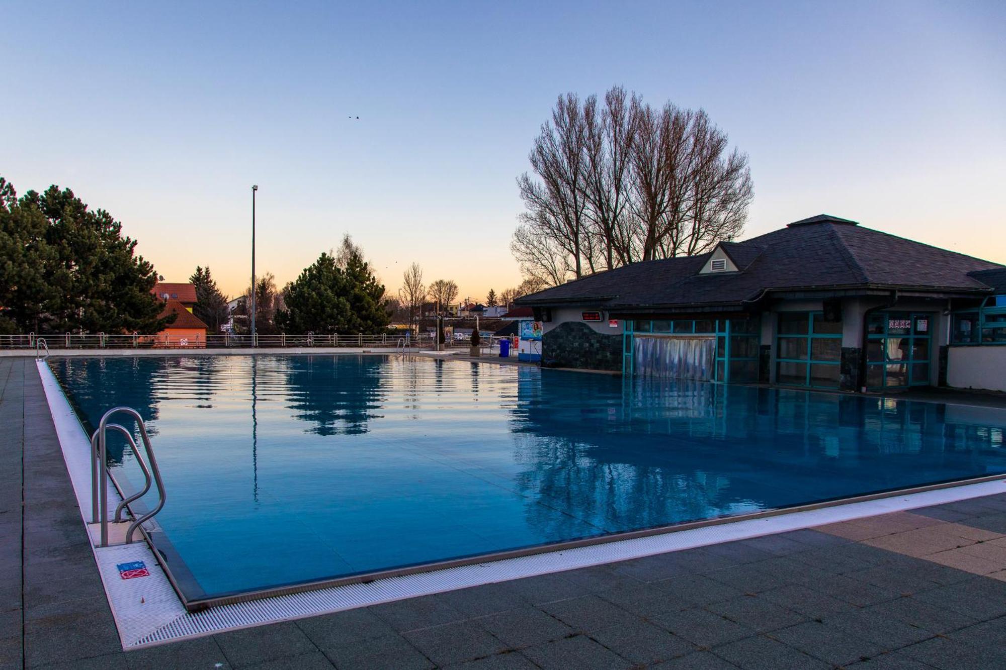 Pension Aqualand Free Parking Poprad Exteriör bild