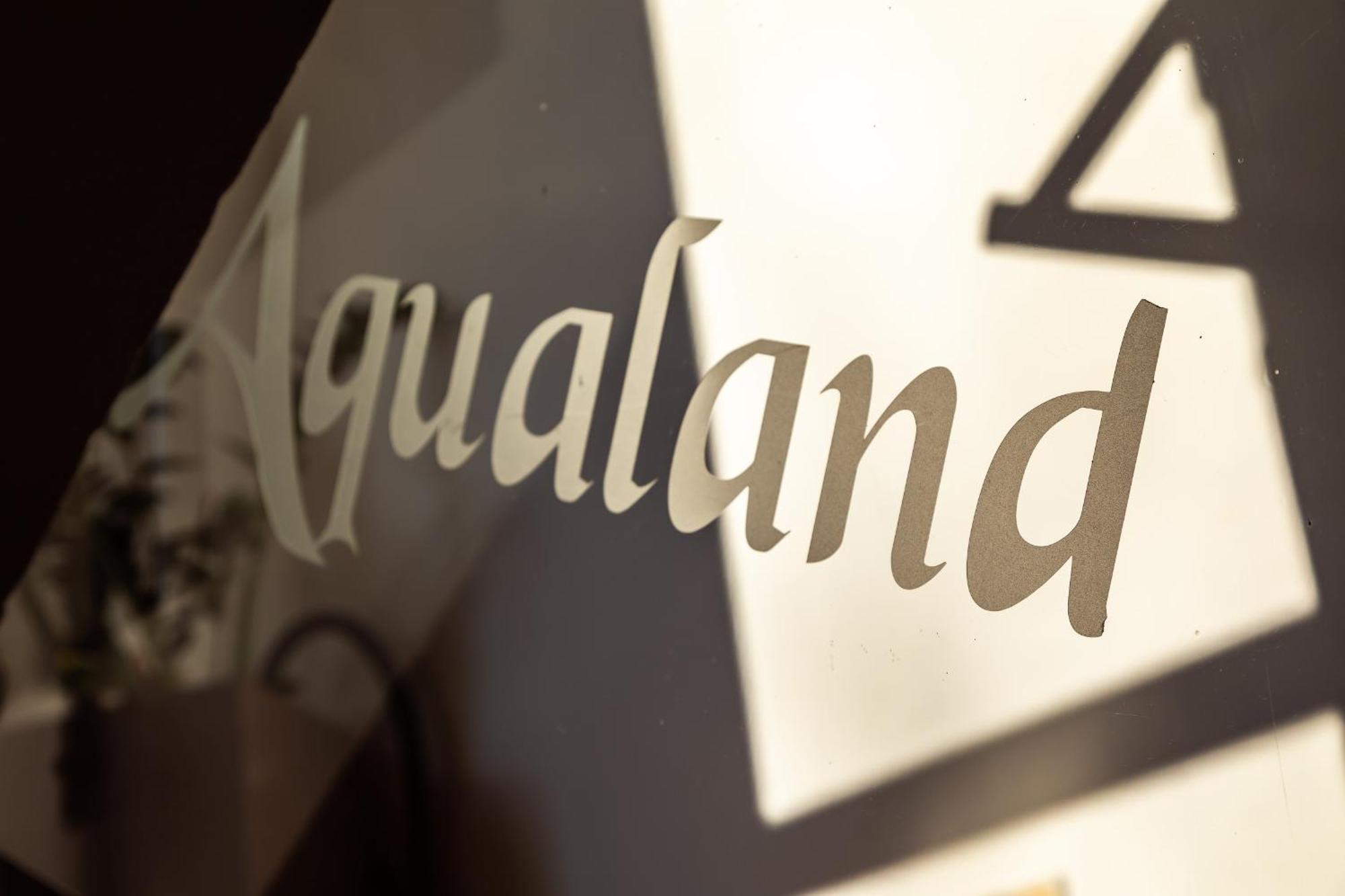 Pension Aqualand Free Parking Poprad Exteriör bild